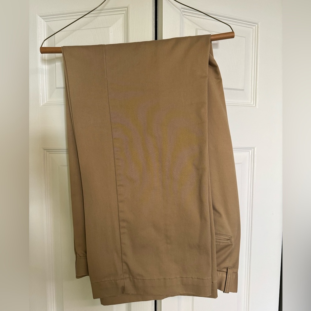 Gap Khakis